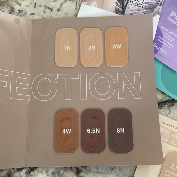 Makeup Sampler #1 - Picture 7 of 9